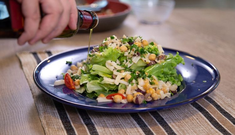 Salada de Grão de Bico – Pratos vegetarianos