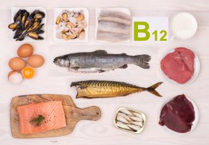 A vitamina B12 é um nutriente essencial que desempenha um papel importante em inúmeras funções corporais.