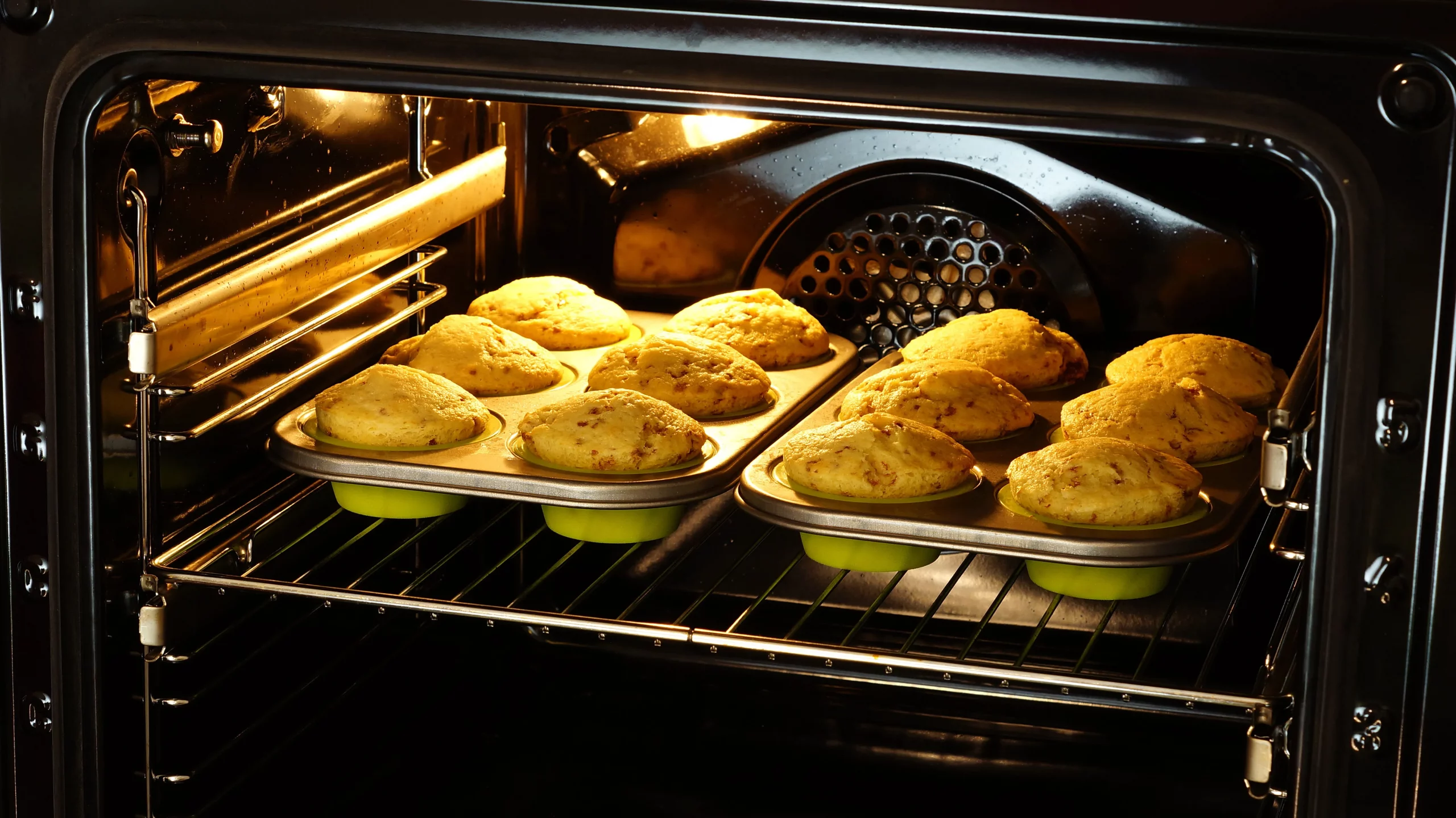 Não quer desperdiçar o calor residual seu forno? O que você pode cozinhar ou assar no forno desligado?
